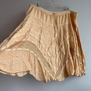 Gold yellow skirt with embroidered details